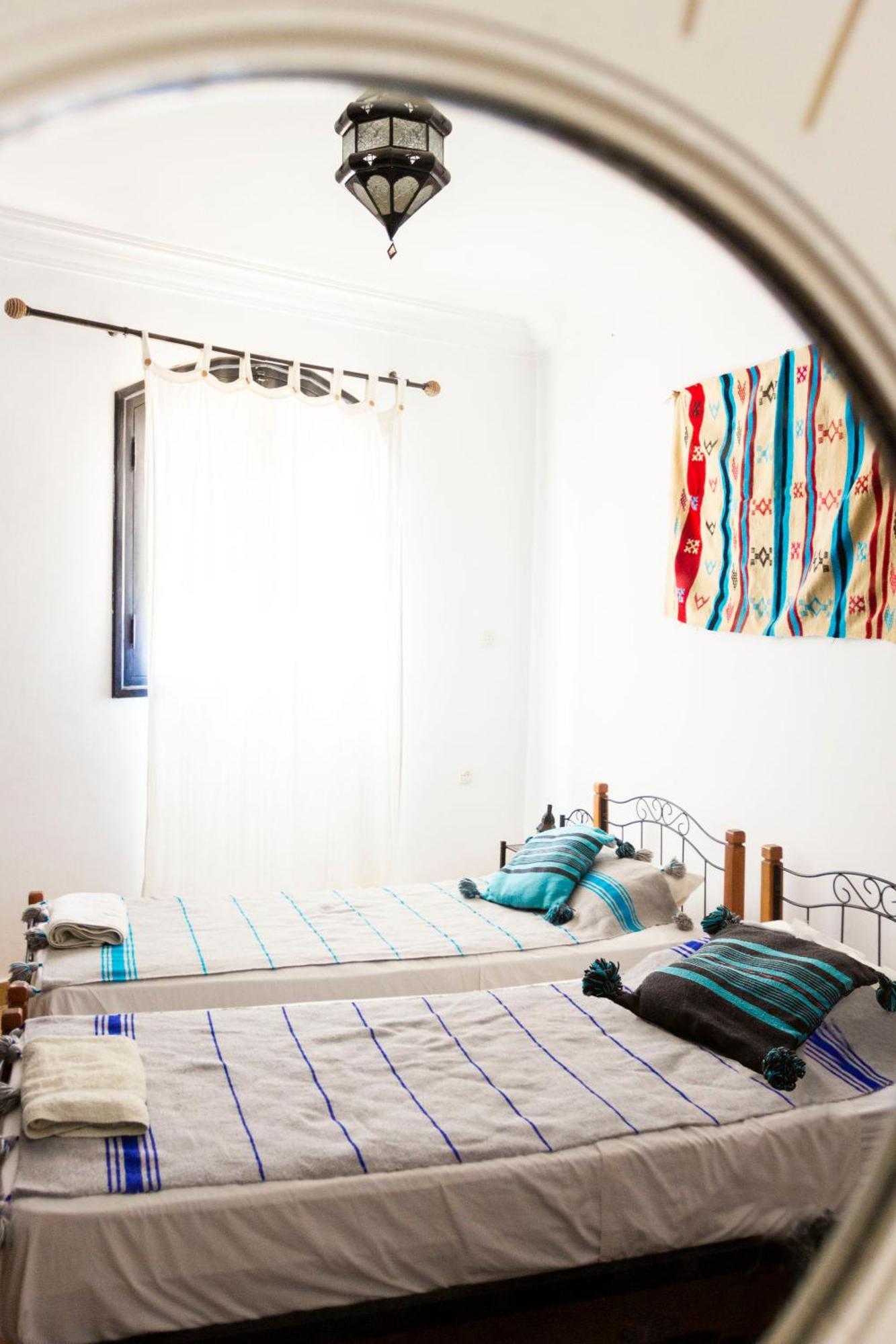 Tamraght Salt House Morocco - Surf & Yoga Camp Bed & Breakfast エクステリア 写真