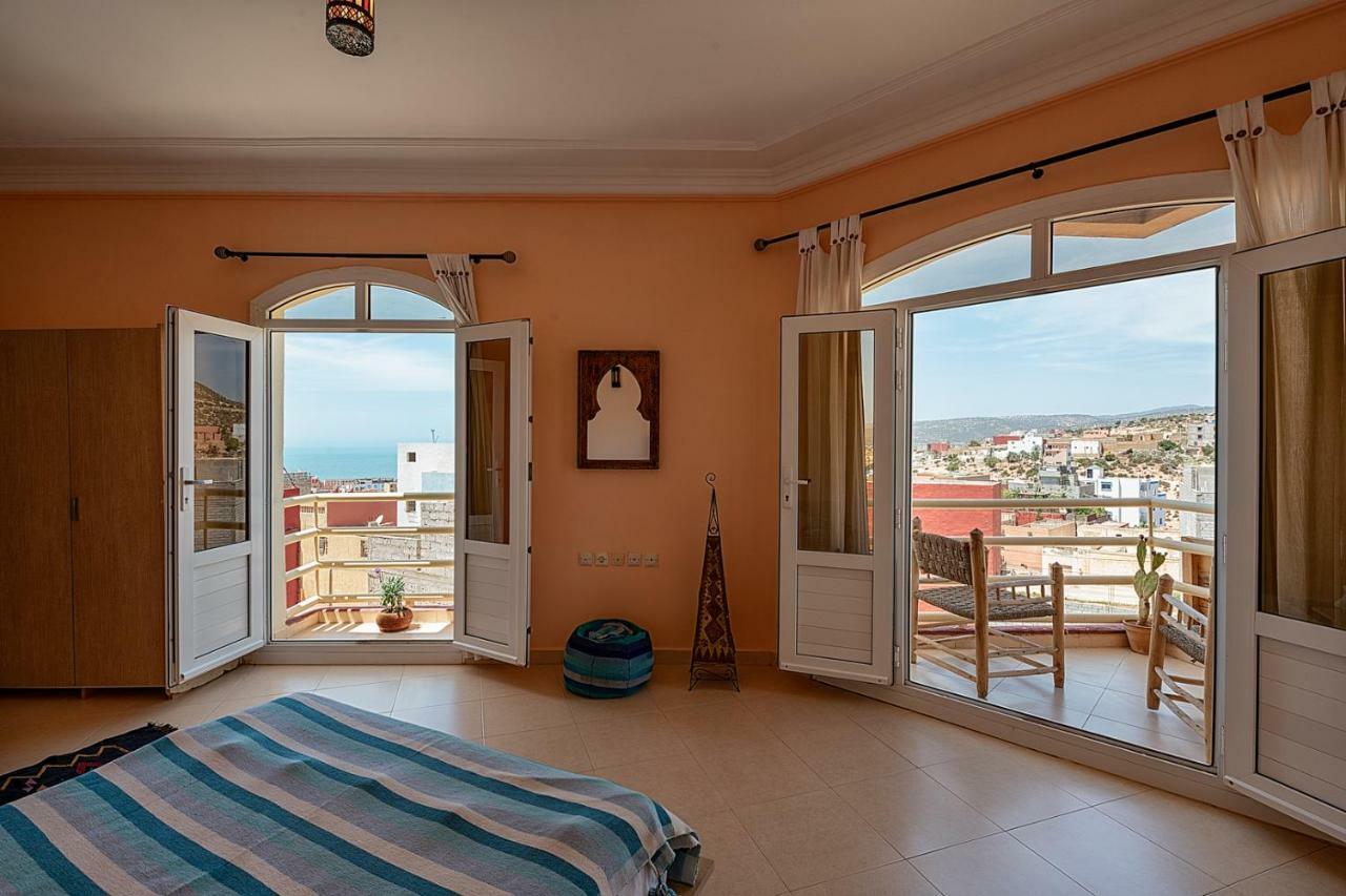 Tamraght Salt House Morocco - Surf & Yoga Camp Bed & Breakfast エクステリア 写真