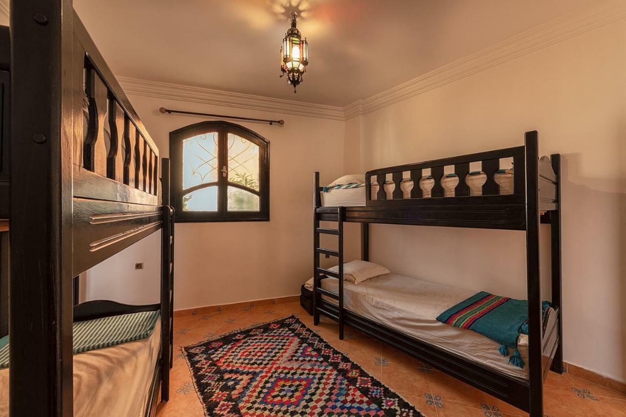 Tamraght Salt House Morocco - Surf & Yoga Camp Bed & Breakfast エクステリア 写真